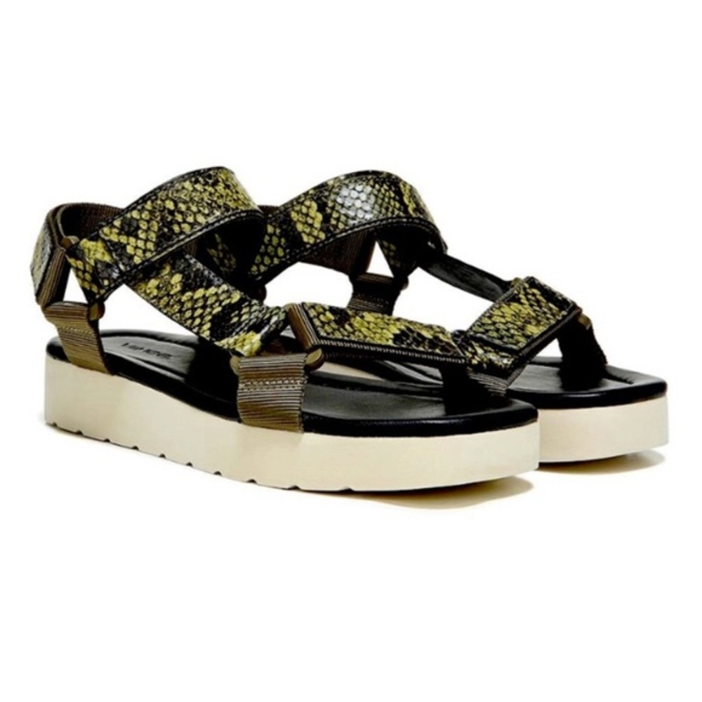 Vince Carver Leather Snake Embossed Sandal🐍💚